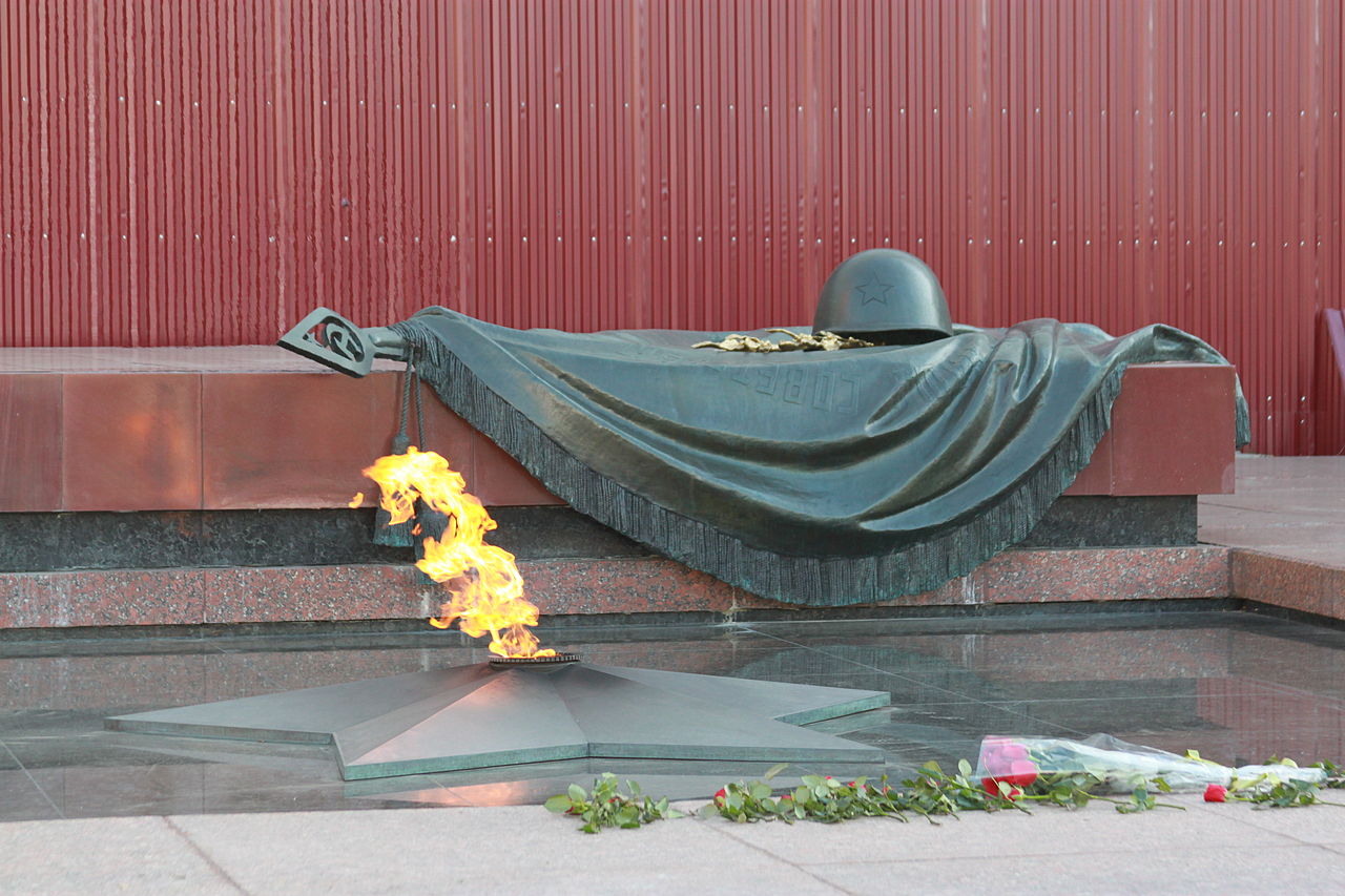Могила Неизвестного Солдата и Вечный огонь, 2010 год